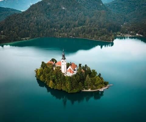Lake Bled Slovenia: Complete Travel Guide, Things to Do & Best Places to Visit