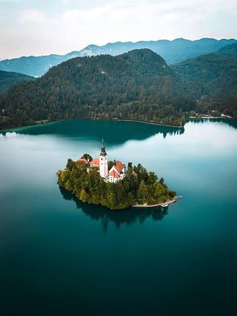 Lake Bled Slovenia: Complete Travel Guide, Things to Do & Best Places to Visit